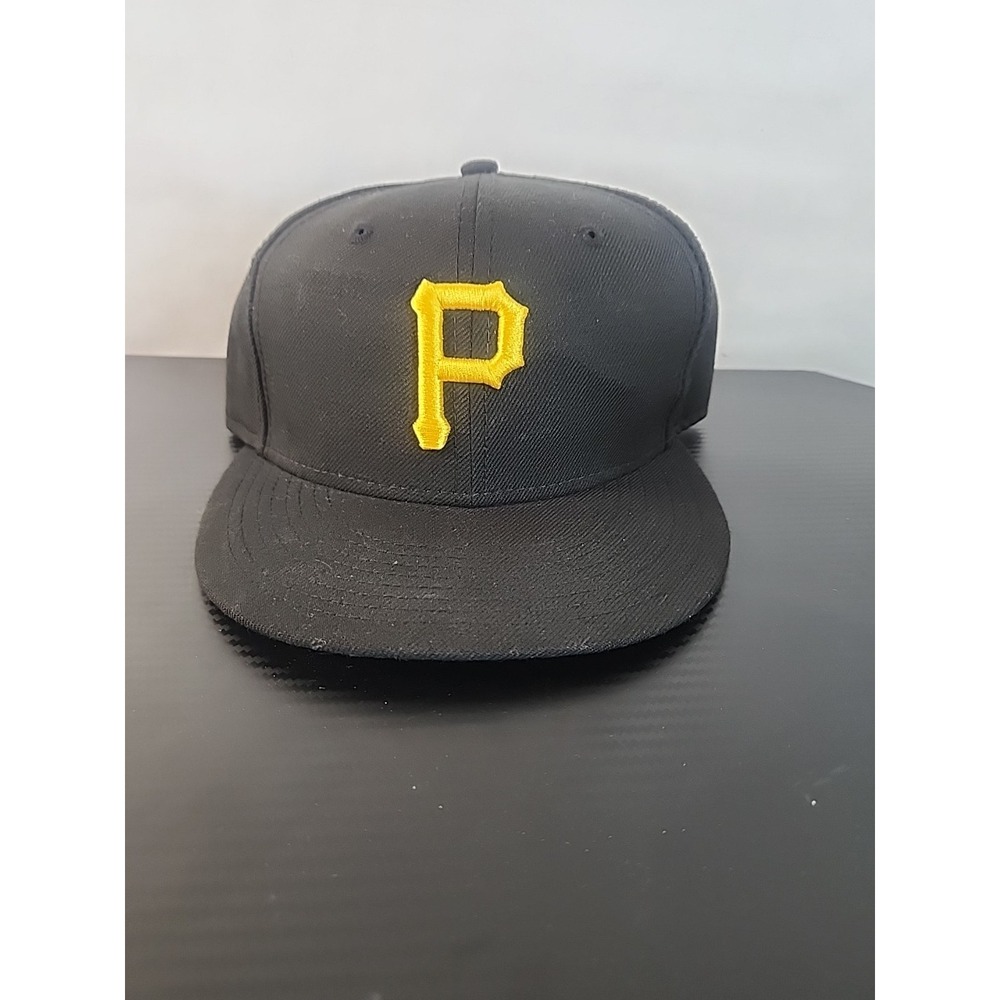 New Era 59Fifty Pittsburgh Pirates Black Fitted Hat Size 7 1/4